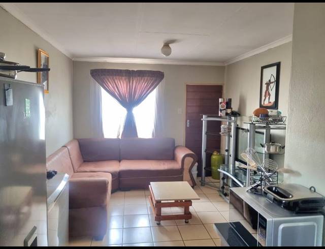 2 BEDROOM HOUSE FOR SALE IN SKY CITY